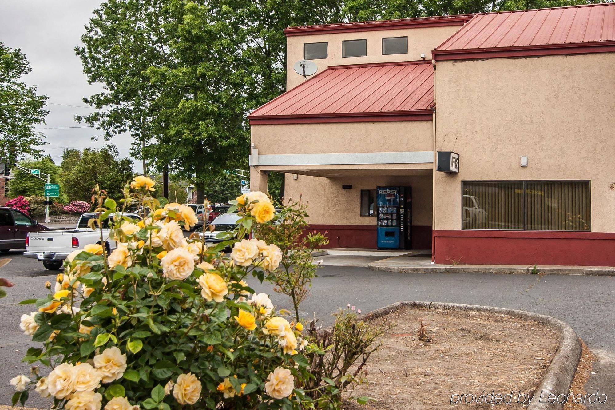 Rodeway Inn Willamette River Corvallis Ngoại thất bức ảnh